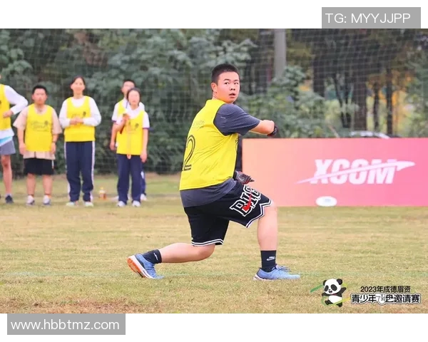重庆飞盘队的速度变革引发热议探索飞盘运动的新潮流与发展潜力